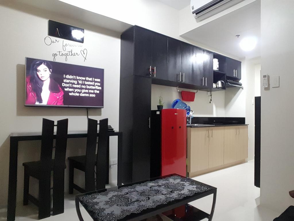 Suite 16 Tagaytay City Esterno foto