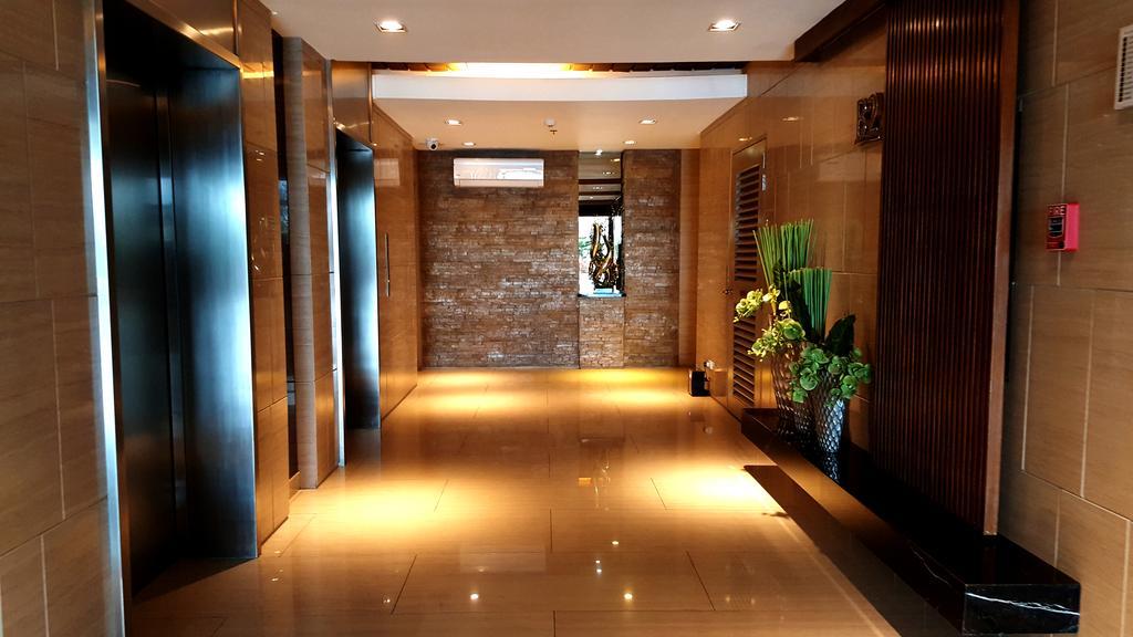 Suite 16 Tagaytay City Esterno foto